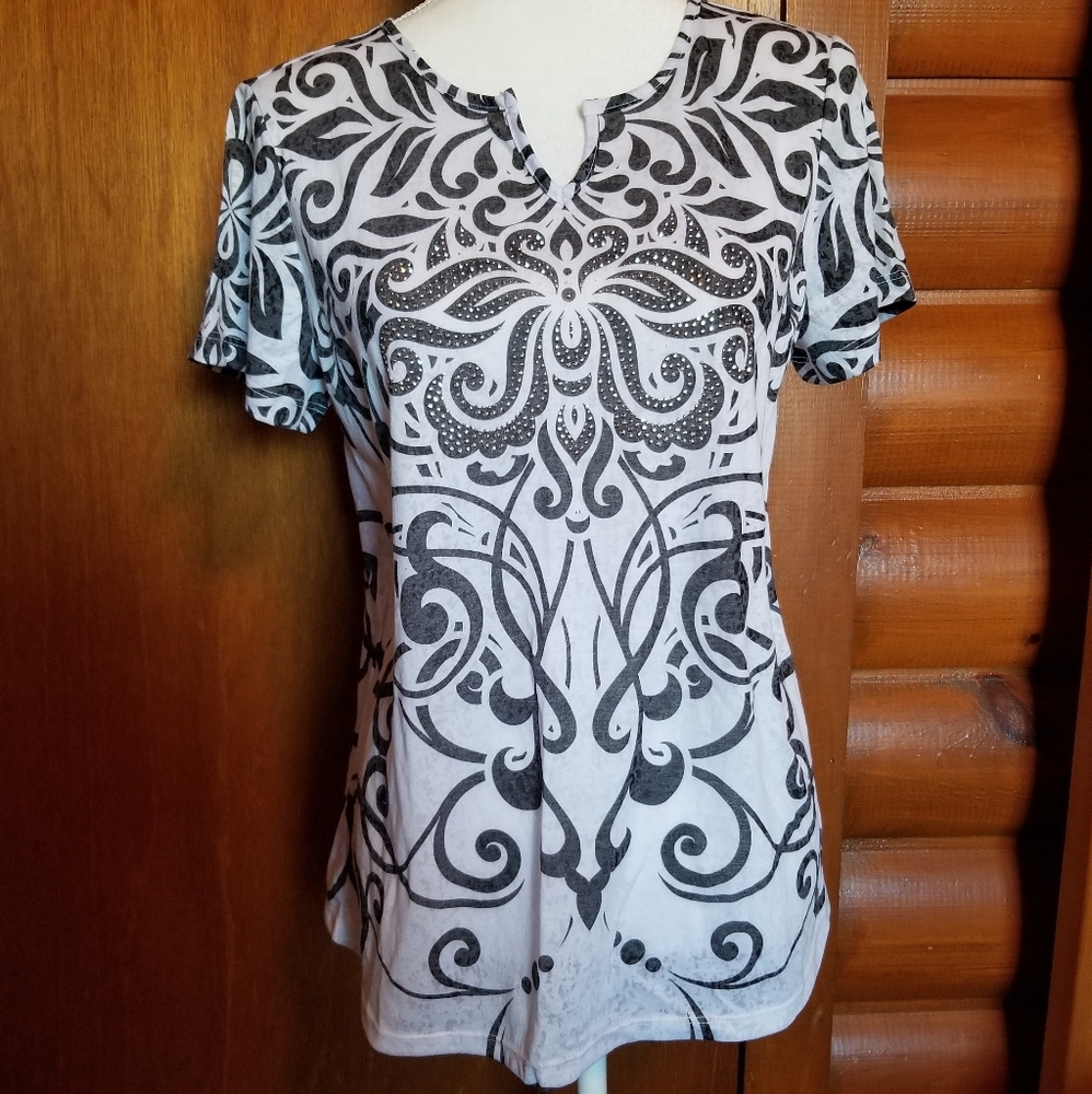 NWT Christopher and Banks Short Sleeve Top Sz L